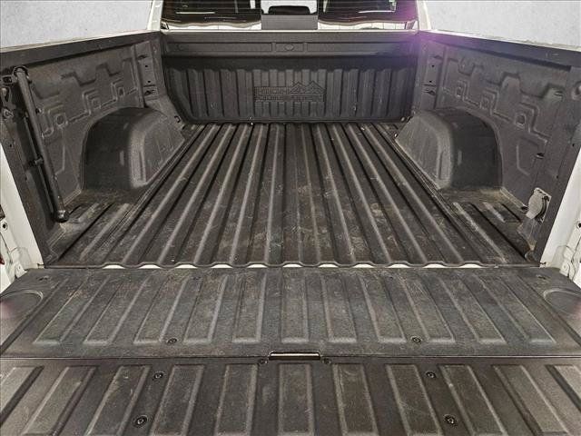 Used 2024 Chevrolet Silverado 1500 High Country w/ High Country Premium Package AWD/4WD image 6