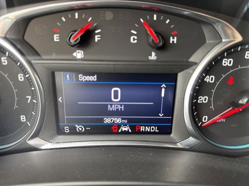 Used 2021 Chevrolet Equinox LT image 48