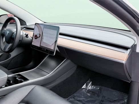 Used 2020 Tesla Model 3 Long Range AWD/4WD image 48