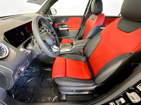 New 2026 Mercedes-Benz GLB 35 AMG 4MATIC image 18