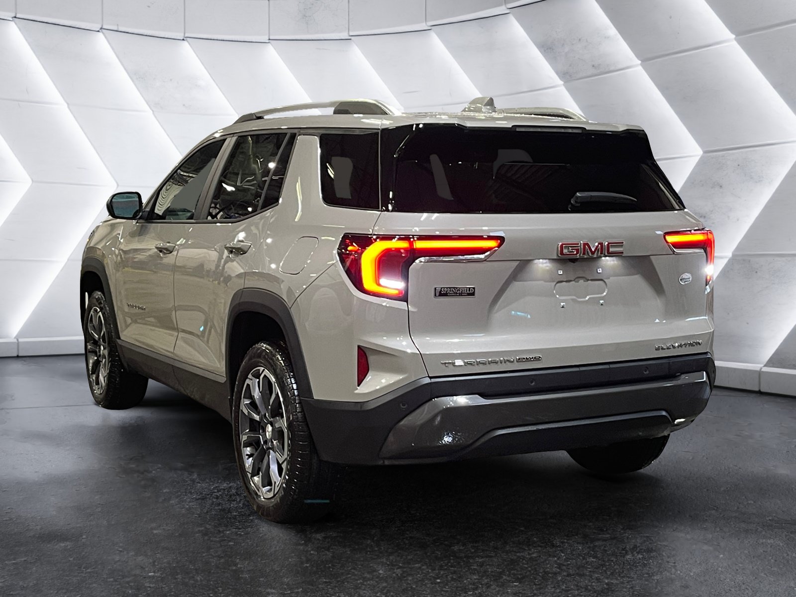 New 2027 GMC Terrain Elevation w/ Elevation Premium Package AWD/4WD image 4