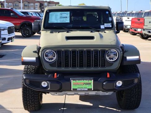 New 2026 Jeep Gladiator Mojave AWD/4WD image 2