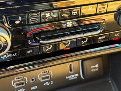 Used 2022 Jeep Grand Cherokee Summit image 33