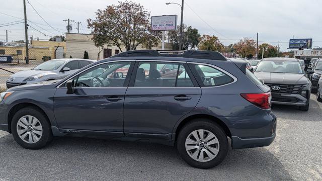 Used 2017 Subaru Outback 2.5i AWD/4WD image 4