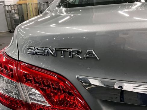 Used 2014 Nissan Sentra S FWD image 9