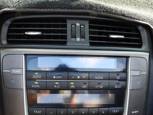 Used 2012 Lexus IS 250C image 35