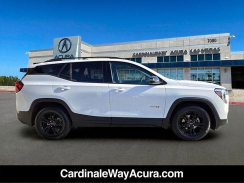 Used 2024 GMC Terrain AT4 AWD/4WD image 6