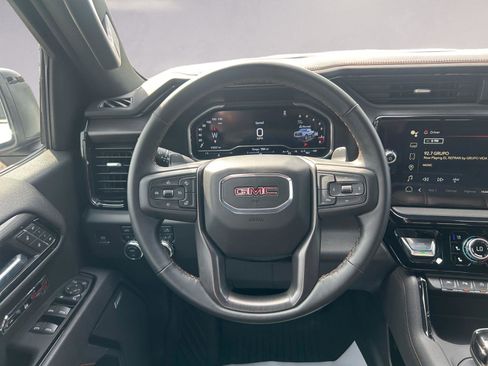 Used 2025 GMC Sierra 1500 AT4 w/ Technology Package image 12