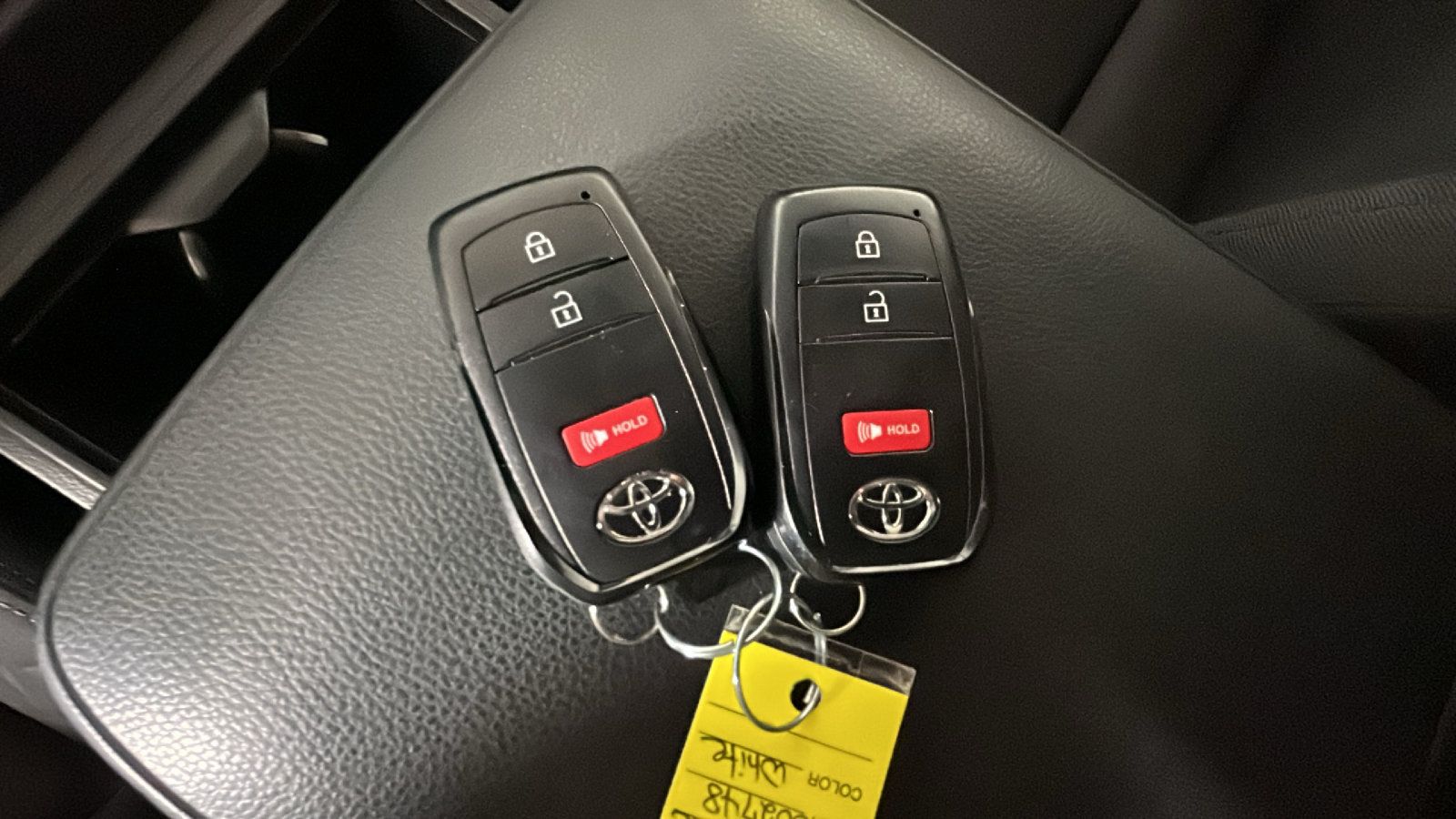 Used 2024 Toyota Tacoma SR AWD/4WD image 25