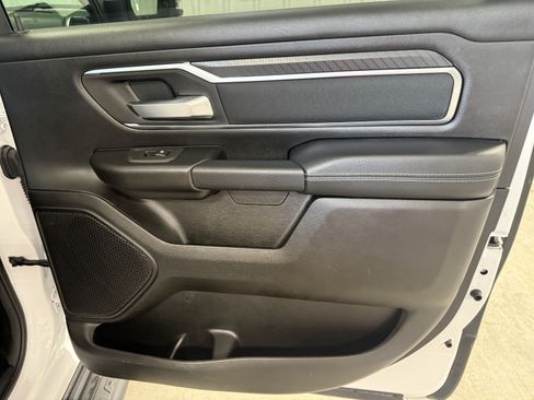 Used 2025 RAM 1500 Big Horn AWD/4WD image 6