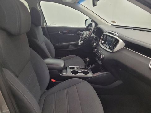 Used 2017 Kia Sorento AWD w/ LX V6 Convenience Package image 21