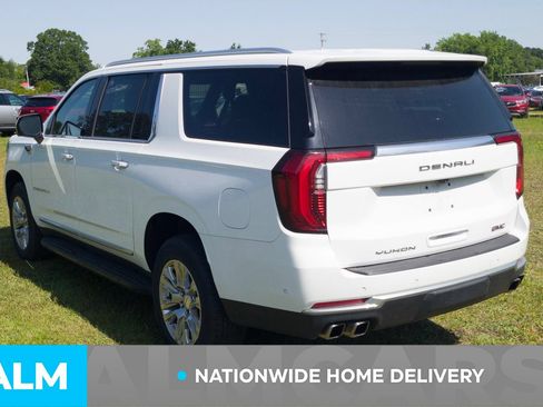 Used 2025 GMC Yukon XL Denali AWD/4WD image 5