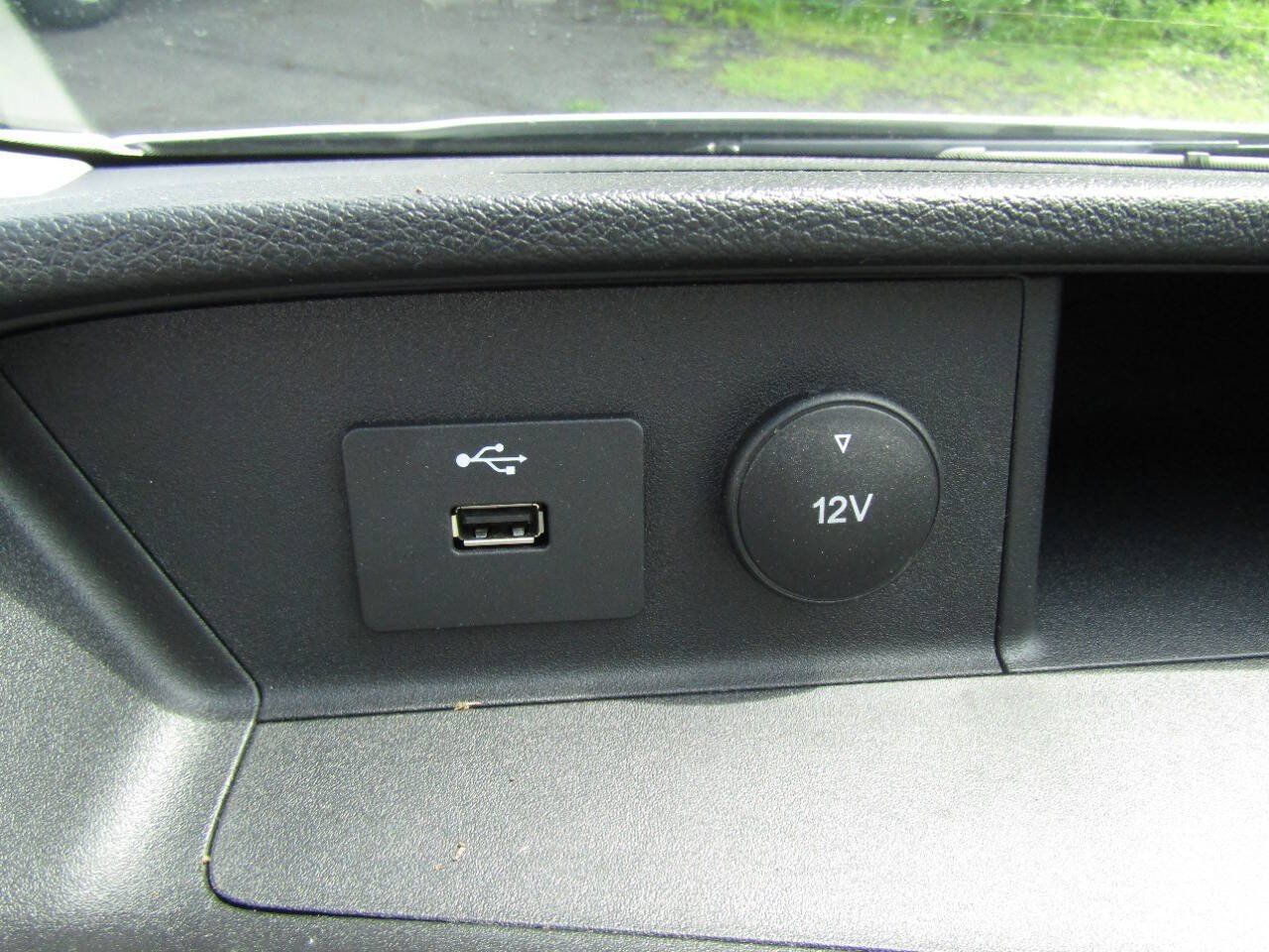 Used 2024 Ford Transit 250 Low Roof w/ Exterior Upgrade Package RWD image 16
