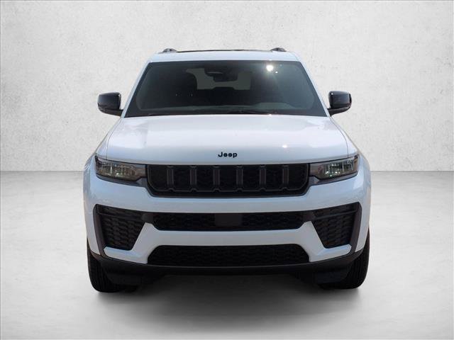 New 2026 Jeep Grand Cherokee Altitude RWD image 4