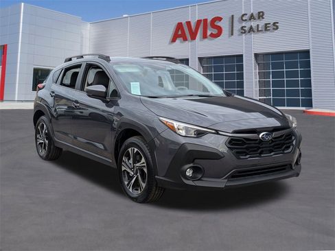 Used 2024 Subaru Crosstrek 2.0i Premium image 3
