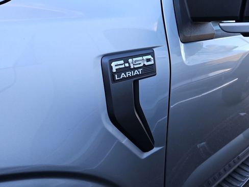 Used 2022 Ford F150 Lariat w/ Equipment Group 502A High image 39