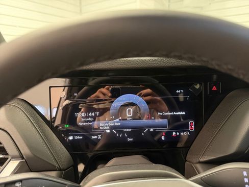 New 2026 GMC Yukon XL Denali w/ Sun & Power Step Package image 16