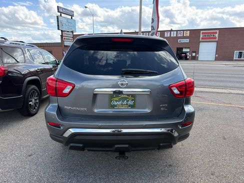 Used 2020 Nissan Pathfinder SL AWD/4WD image 5