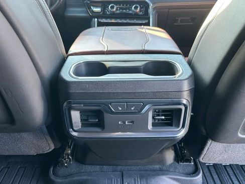 Used 2024 GMC Sierra 2500 Denali Ultimate image 35