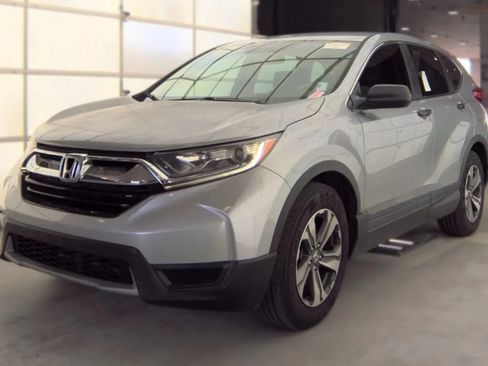 Used 2019 Honda CR-V LX image 3