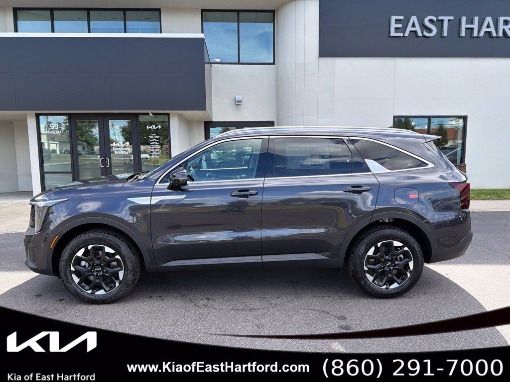 New 2026 Kia Sorento S AWD/4WD image 2