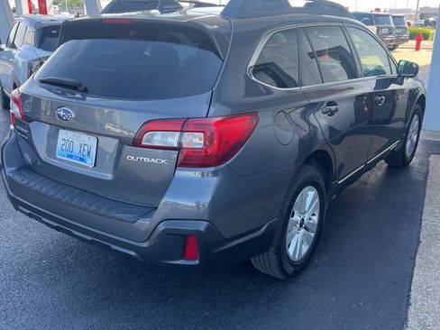Used 2018 Subaru Outback 2.5i Premium w/ Popular Package #1 AWD/4WD image 9