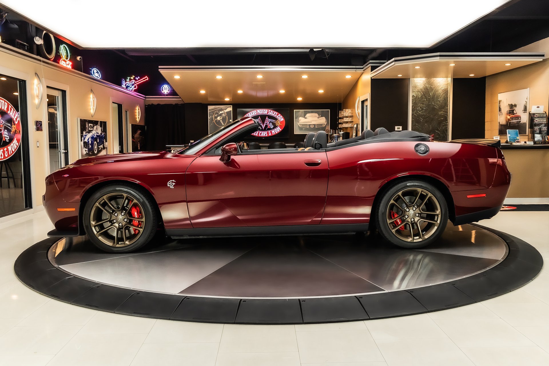 Used 2023 Dodge Challenger SRT Hellcat RWD image 19