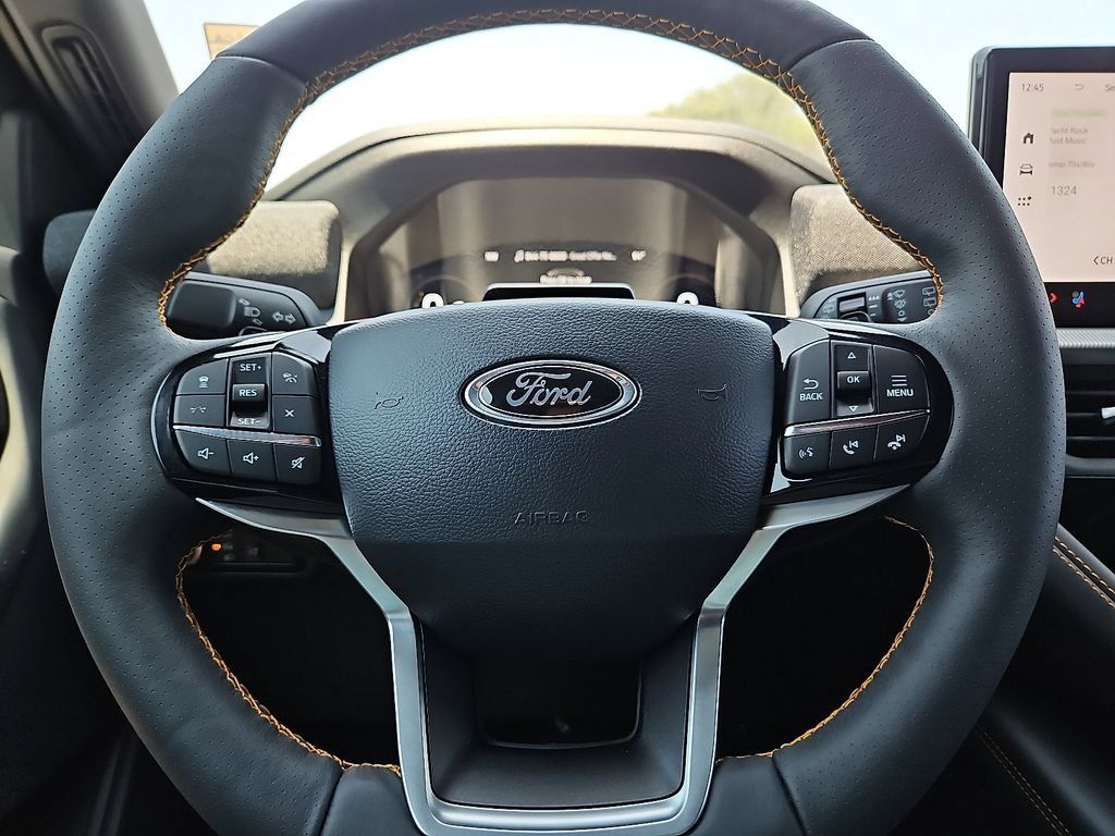 Used 2026 Ford Explorer Tremor w/ Tremor Ultimate Package AWD/4WD image 30