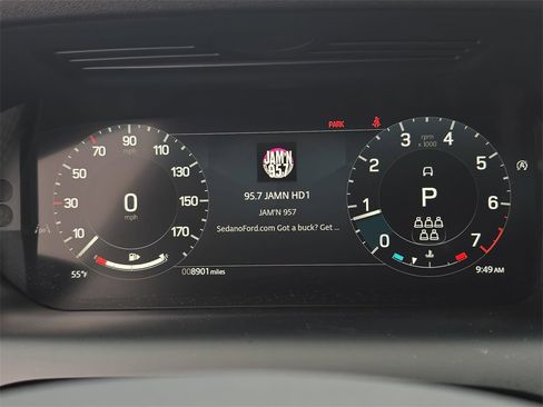 Certified 2025 Land Rover Discovery Sport Dynamic SE image 21