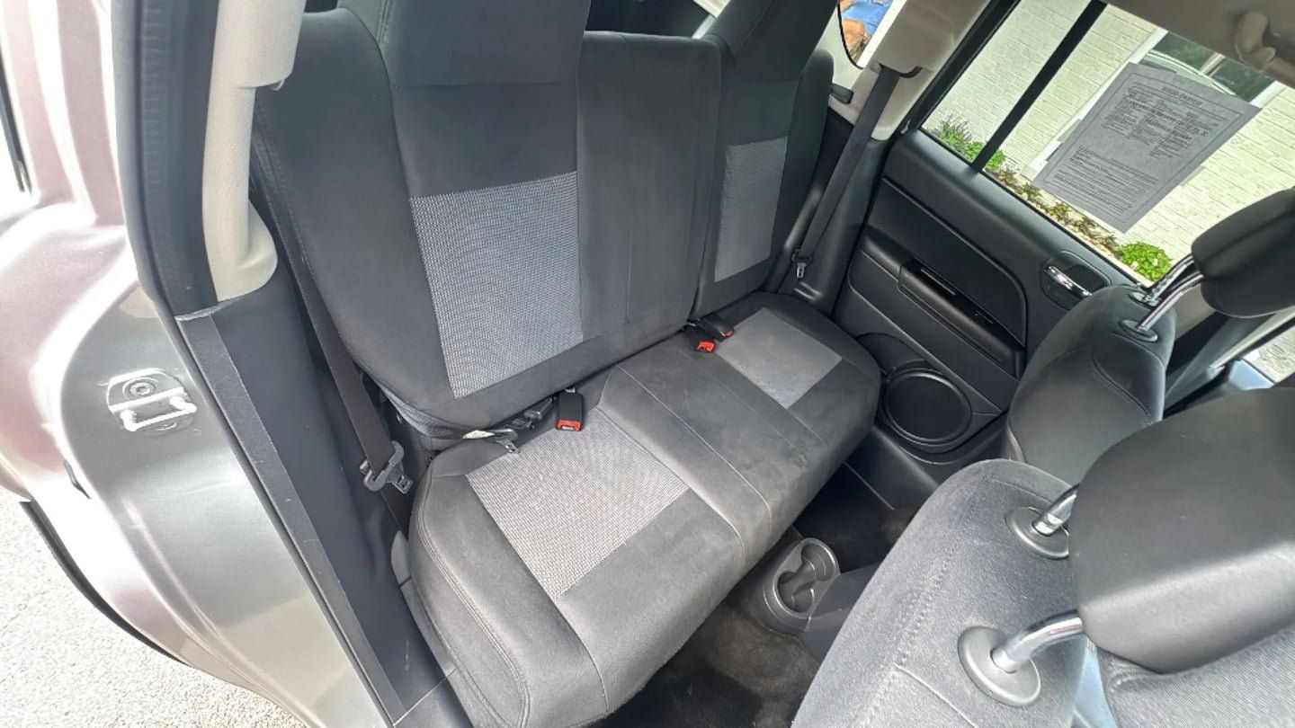 Used 2013 Jeep Compass Sport FWD image 24