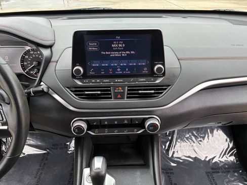 Used 2021 Nissan Altima 2.5 SR w/ SR Premium Package FWD image 20