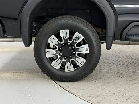 Used 2026 GMC Sierra 2500 Denali w/ Denali Reserve Package AWD/4WD image 11