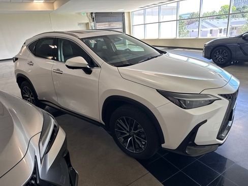 Used 2025 Lexus NX 350 AWD w/ Accessory Package (2T) image 2