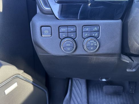 Certified 2024 Chevrolet Silverado 2500 LTZ w/ LTZ Plus Package AWD/4WD image 18