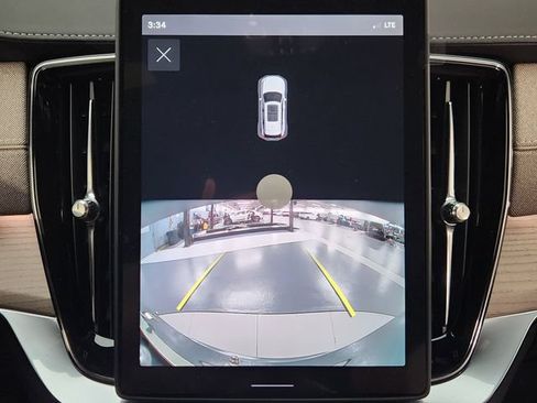 New 2026 Volvo XC90 T8 Core w/ Protection Package AWD/4WD image 17