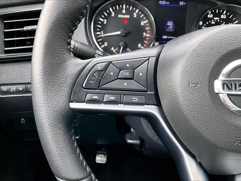 Used 2020 Nissan Rogue SV AWD/4WD image 22
