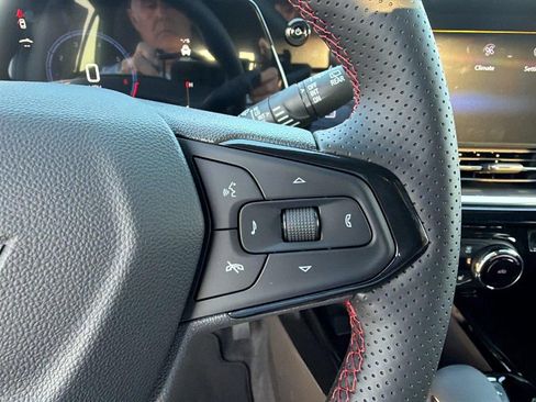 New 2026 Chevrolet Trax RS w/ Driver Confidence Package FWD image 22
