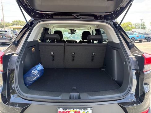 New 2026 Chevrolet TrailBlazer LT w/ Driver Confidence Package FWD image 10
