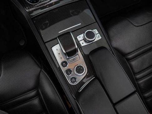 Used 2017 Mercedes-Benz SL 63 AMG image 30