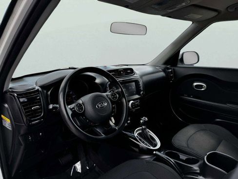 Used 2018 Kia Soul + image 20