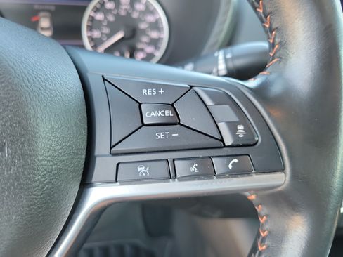 Used 2024 Nissan Sentra SR FWD image 22