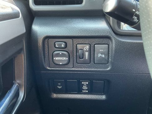 Used 2017 Toyota 4Runner Limited AWD/4WD image 20