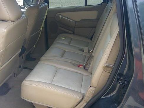 Used 2009 Mercury Mountaineer Premier image 9