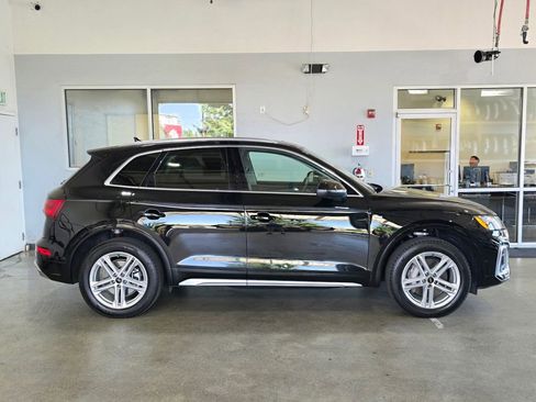 Used 2024 Audi Q5 e Prestige w/ Prestige Package image 4
