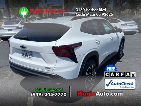 Used 2024 Chevrolet Trax RS w/ Driver Confidence Package FWD image 8