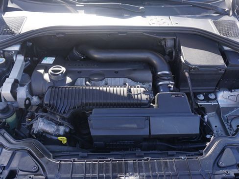 Used 2015 Volvo V60 T5 Premier w/ Convenience Package image 29