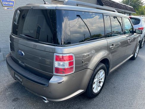 Used 2014 Ford Flex SE image 4