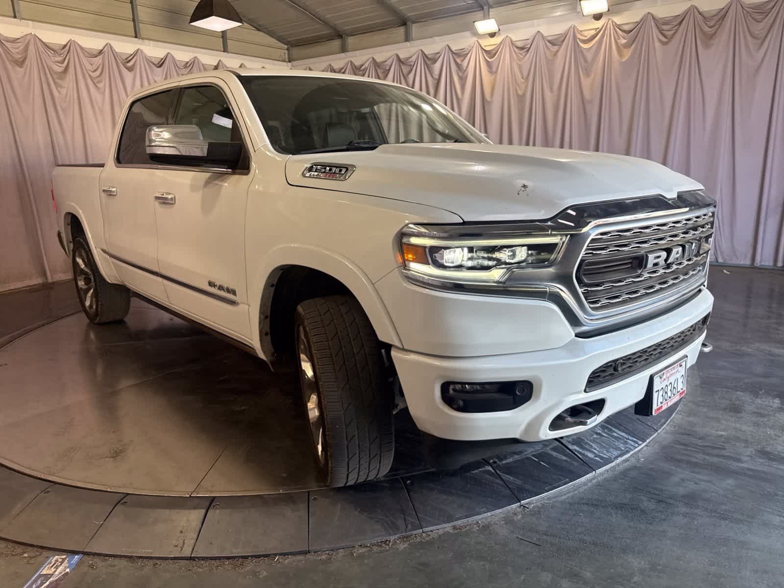 Used 2021 RAM 1500 Limited AWD/4WD image 2