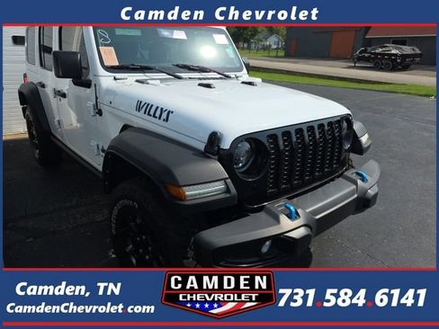 Used 2023 Jeep Wrangler Unlimited w/ 8.4" Radio Group AWD/4WD image 1