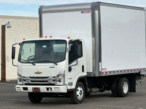 New 2024 Chevrolet Low Cab Forward image 8
